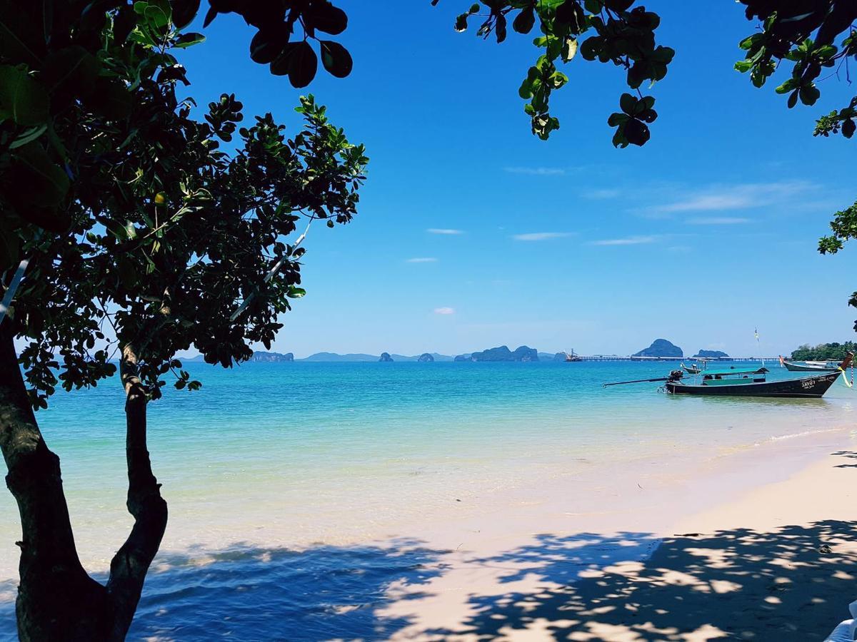 Elephants End Guesthouse Krabi Ao Nang Exteriör bild