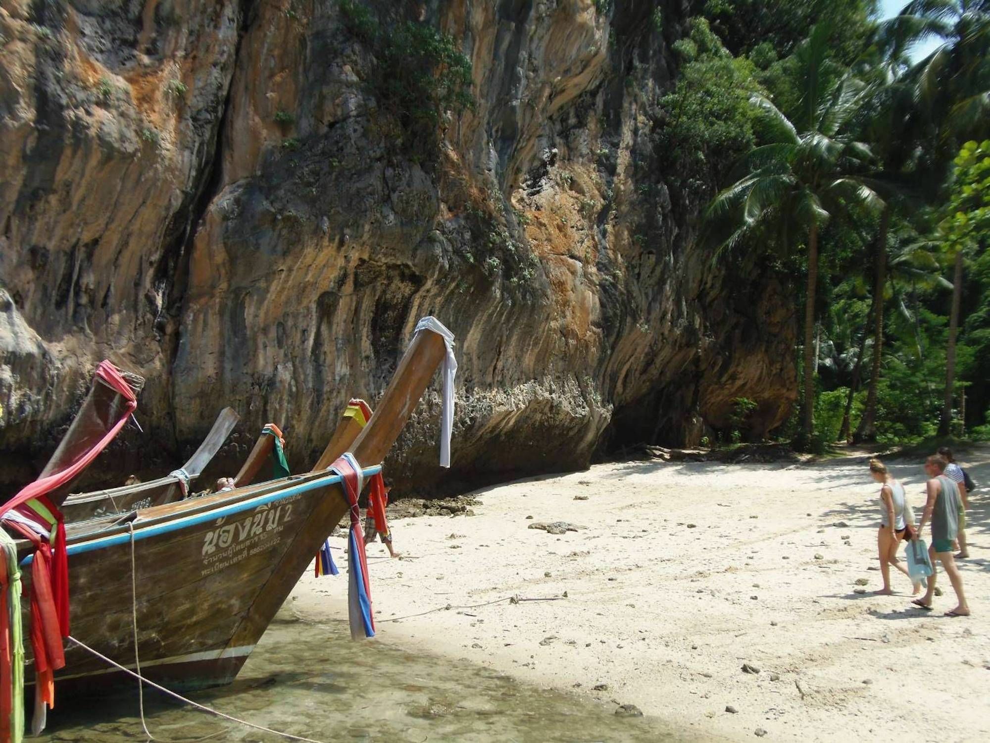 Elephants End Guesthouse Krabi Ao Nang Exteriör bild